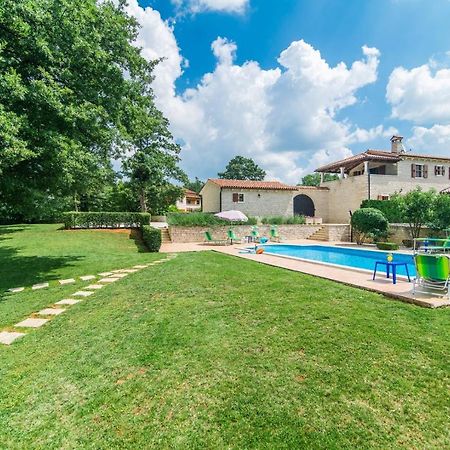 Villa Catarina With Beautiful And Spacious Garden And Pool Kringa 外观 照片